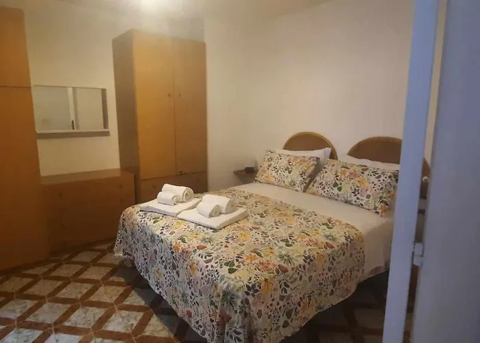 La Terrazza Di Anna Tatil Evi *